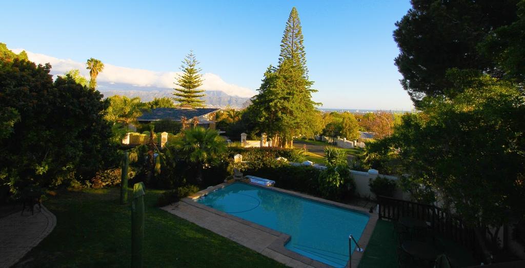 Golf And Garden Guesthouse Somerset West Εξωτερικό φωτογραφία